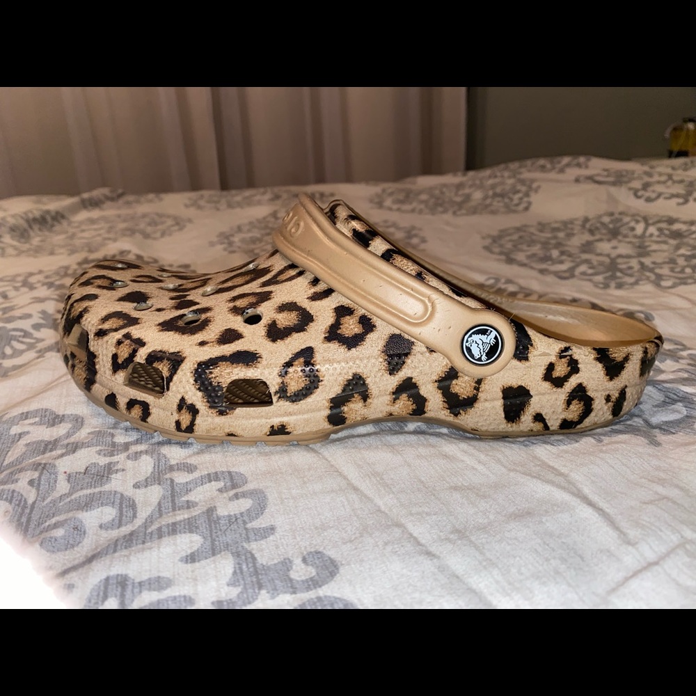 Crocs